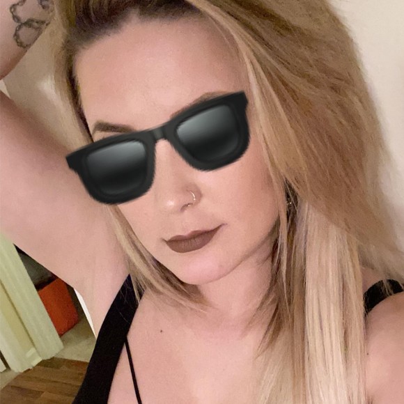 Meet your Posher, Ladie - Picture 1 of 1